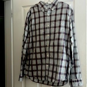 Old navy long sleeve plaid shirt size L